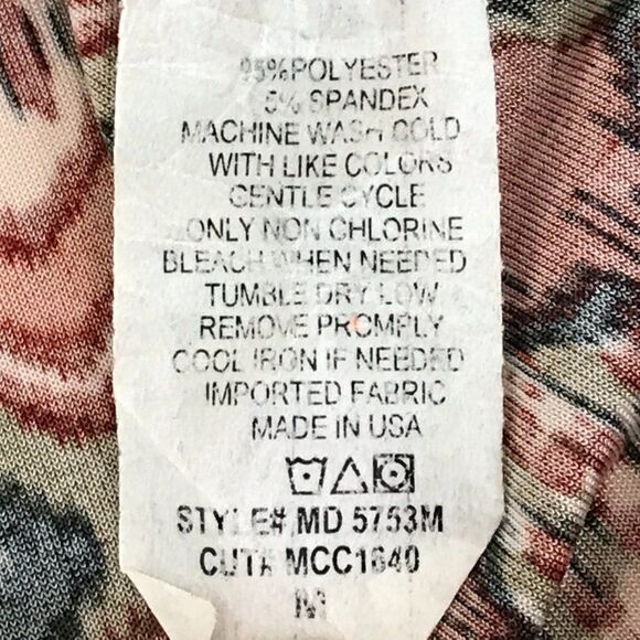 Wilde Geometric Sharkbite Tunic Women's Medium Stretch Knit Scoop Neck Casual - Picture 9 of 9